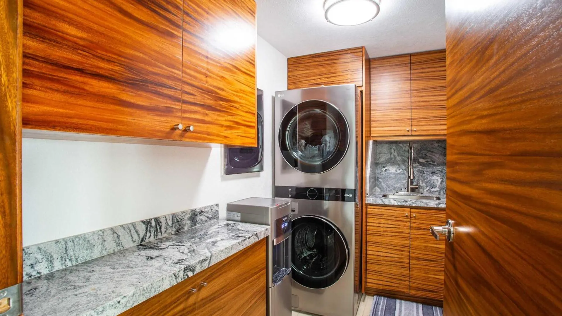 Luxurious, Beachfront 2Bed/2 Bath Condo With Designer Finishes Puerto Vallarta 0*,
