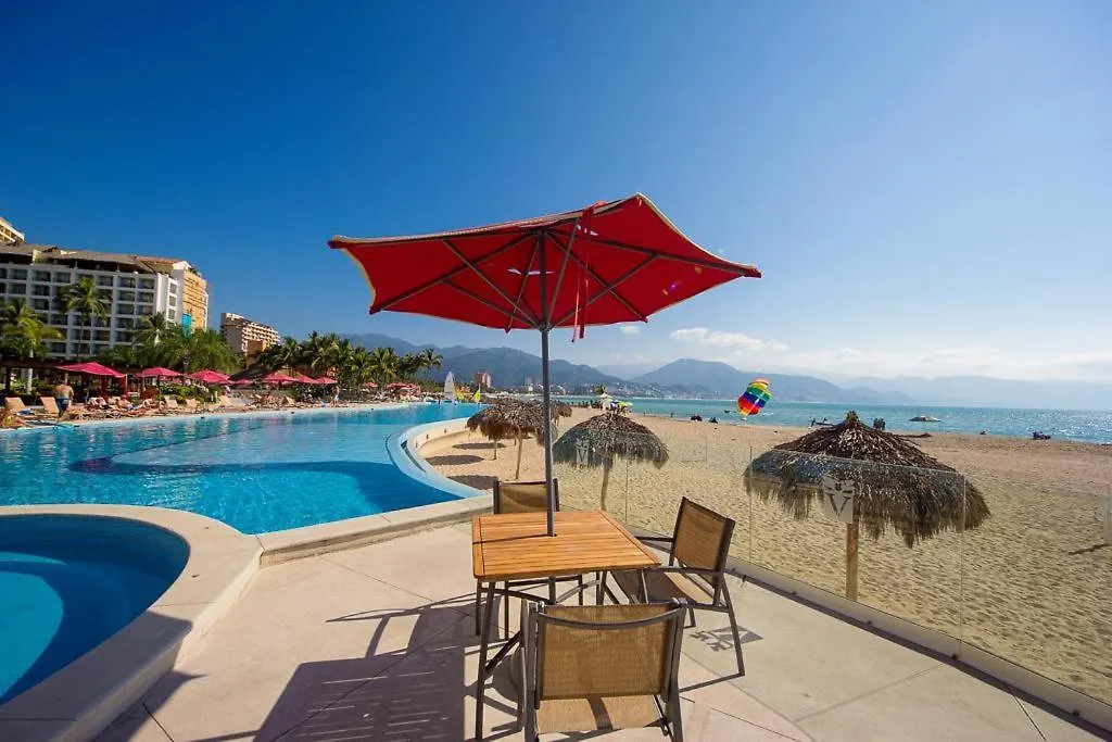 Luxurious, Beachfront 2Bed/2 Bath Condo With Designer Finishes Puerto Vallarta 0*,